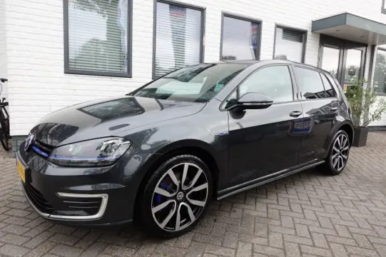VOLKSWAGEN GOLF 1.4 TSI GTE