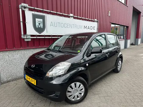 Daihatsu Sirion 2 1.0-12V Trend // Airco // 174 DKM NAP //