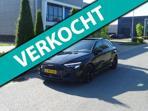 Audi A3 Sportback 35 TFSI S edition | Pano | 19Inch RS | 100% Onderhouden