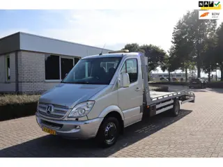 Mercedes-Benz Sprinter 516 2.2 CDI 432 Automaat (koppakking lek)