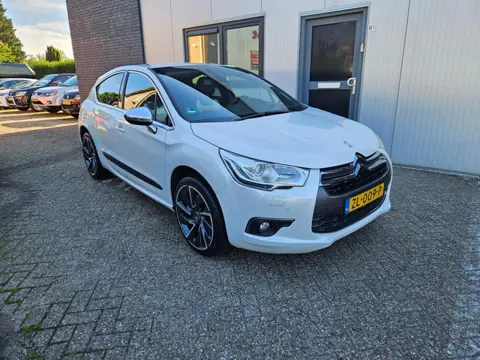 Citroen DS4 1.6 THP Sport Chic 200pk /Clima /Leder /Navi / Xeno