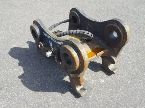 Onbekend CAT 336D / 330DL (bj 2011)