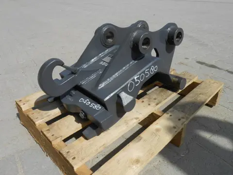 GP Equipment Caterpillar 303.5 (bj 2024)