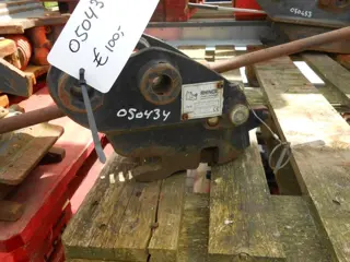 KLAC Takeuchi TB210 (bj 2012)