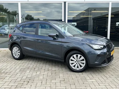 SEAT Arona 1.0 TSI Style Business Intense Digitaal display / Stoel verwarming /  Navi / Carplay / Cl