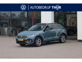 Volkswagen T-Roc 1.5 TSI R-Line afneembare trekhaak achteruitrijcamera two one zwart dak ergo stoel 