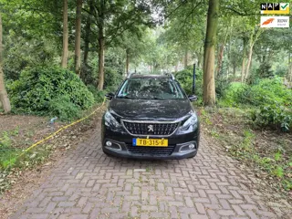 Peugeot 2008 1.2 PureTech Blue Lion