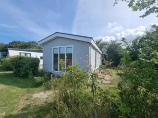 Vrijstaand chalet op 3 kilometer van het strand