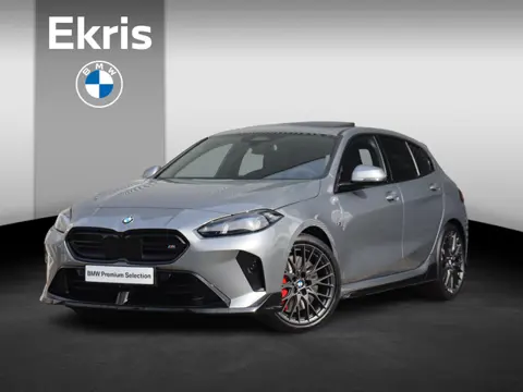 BMW 1-serie 5-deurs 120 | M Sportpakket Pro | Panodak | Harman Kardon | Driving Assistant | Comfort 