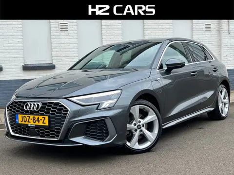Audi A3 Sportback 40 TFSIe 3x S Line/Adaptive/HeadUp/Camera/Dodehoek/Keyless/LED/Leder/Parkpilot/Vir