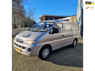 Hyundai H 200 H200 140PK LANG 220000KM 2005