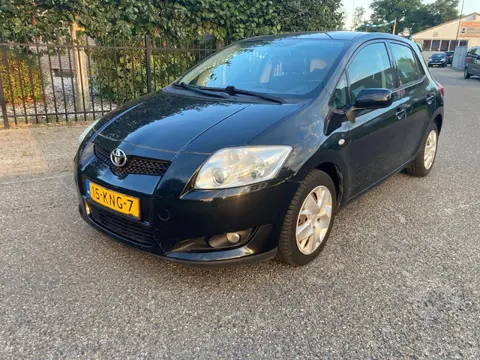 Toyota Auris 1.4 D-4D Aspiration (bj 2010)
