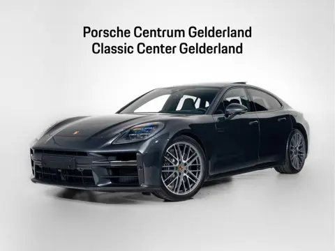 Porsche Panamera 4 E-Hybrid