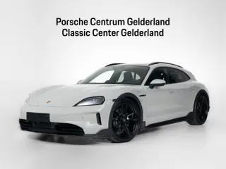Porsche Taycan 4 Cross Turismo