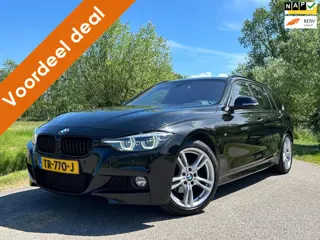 BMW 3-serie Touring 318i Executive Automaat / M-Pakket / Sport-Leder / Navi / Trekhaak / Clima / 18"