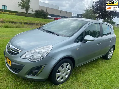 Opel Corsa 2011 * 1.2-16V Cosmo * ELEC. RAMEN * AIRCO * UNIEKE KM- STAND!