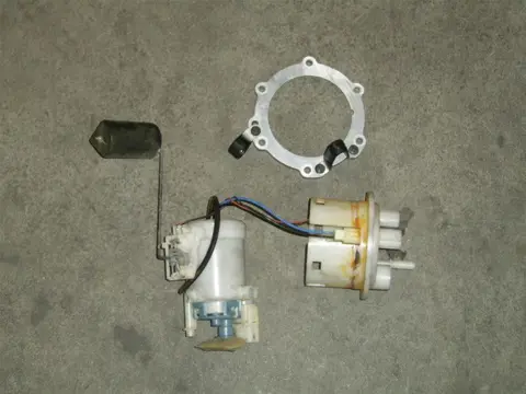 BRANDSTOFPOMP Yamaha FAZER 1000 2006 - 2009