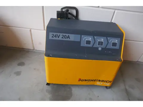 Gebruikte lader palletwagen, stapelaar Jungheinrich 24volt 20Ah