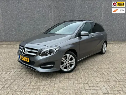 Mercedes-Benz B-klasse 220 4Matic Prestige | AUTOMAAT | TREKHAAK | PANO | A.CAMERA | STOELVERW | CC 