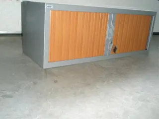 1x Roldeurkast H43xB120x43