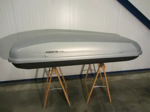 Te huur aangeboden div. dakkoffers van 320 t/m 550 liter