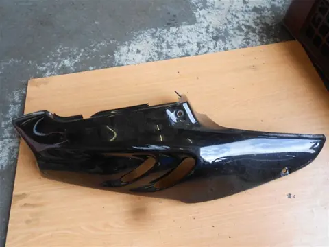 RECHTER ACHTERKANT Honda CBR 900 RR 1996 - 1997