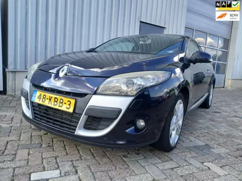 Renault Mégane Coupé 1.4 TCe Dynamique - Schade - start niet