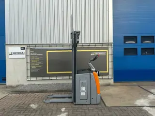 VS-22400 Elektrische triplex stapelaar Still bj2019 5016mm