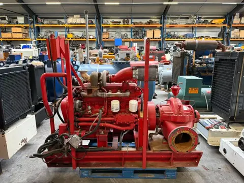 Iveco 8061 SRI 41.00 Armstrong Diesel Waterpomp 454 m3 / h 11 Bar 207 hours !