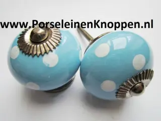 Helemaal HIP en PIP voor de KIDS , Vrolijke kastknoppen