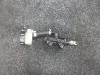 REMPOMP ACHTER Triumph Sprint ST 955 1999 - 2005