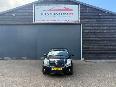 Toyota Yaris 1.8 VVTi TS