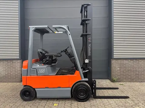 Toyota 7FBMF25 2,5 ton elektrische heftruck (bj 2004)