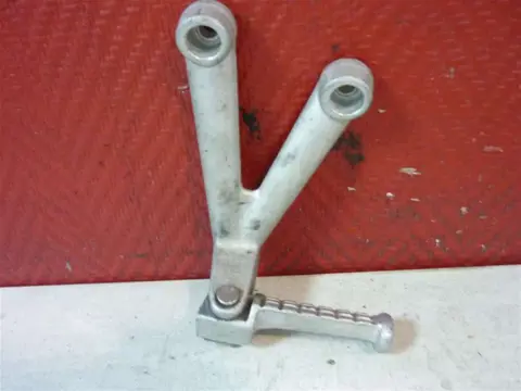 DUO VOETSTEUN LINKS Triumph 595 T Daytona 1997 - 1999