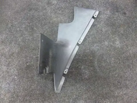 LINKER ONDERKUIP Triumph Trophy 900 1992 - 1995