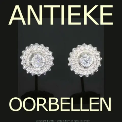 Antiquair gespecialiseerd in het verkopen van Art-nouveau oo