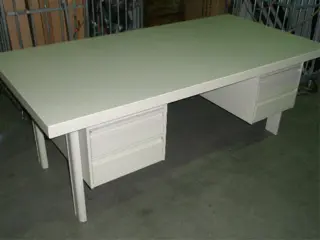 1x Bureau B200xD100cm Drentea