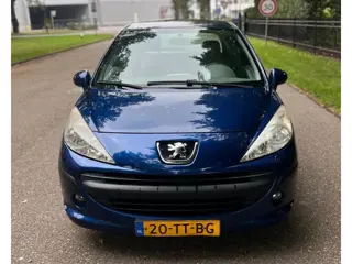 Peugeot 207 1.4-16V Color-line