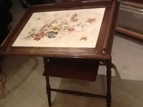 Kap of thee of bijzet tafel