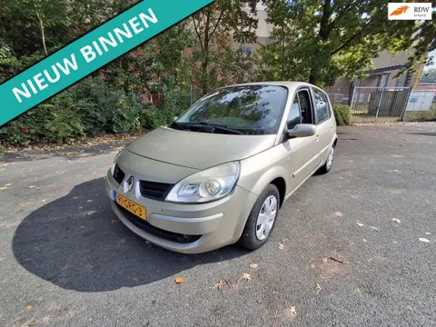 Renault Scénic 1.6-16V Business Line NETTE AUTO RIJDT EN SCHAKELT GOED