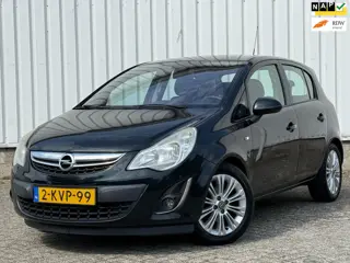Opel Corsa 1.4-16V Cosmo StoelVerwarming,StuurVerwarming,Climate,Navi,Cruise,PDC,N.A.P!Apk tot 30-07