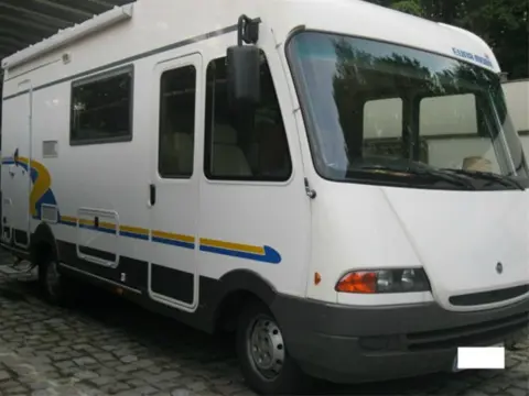 Luxe Euramobil. Gehomologeerd voor 6 pers. Uniek !