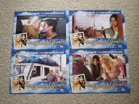 DUNYA & DESIE lobbycard set.