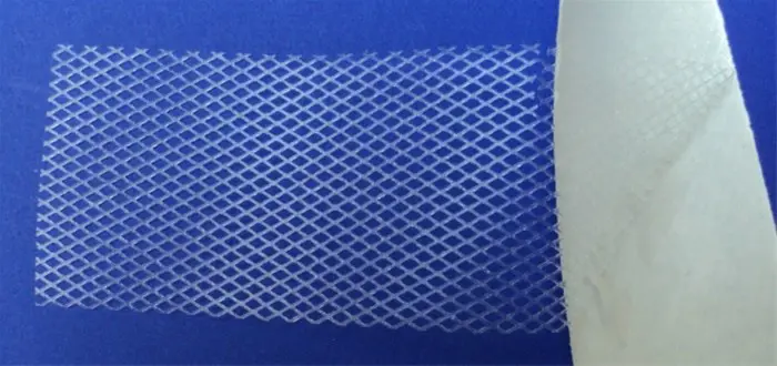 Instrijkbaar zoomband