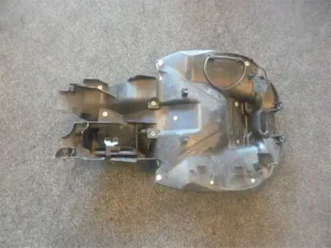 ACHTER SPATBORD Honda VFR 800 I 2002 - 2013