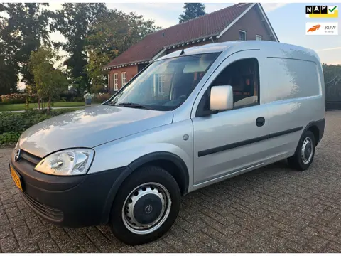 Opel Combo 1.4-16V met Airco, Zijdeur en Elektrisch pakket !