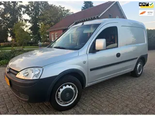 Opel Combo 1.4-16V met Airco, Zijdeur en Elektrisch pakket !