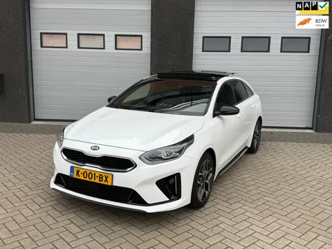 Kia ProCeed 1.0 T-GDI GT-Line PANO/CAMERA/STOEL/STUURVERWARMING