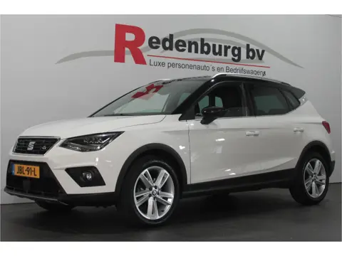 SEAT Arona 1.5 TSI EVO FR Business Intense - Camera / ACC / Carplay / Dodehoek