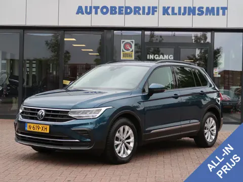 Volkswagen Tiguan 1.5 TSI Life | Stoel-Stuur Verw | Trekhaak | Navigatie |